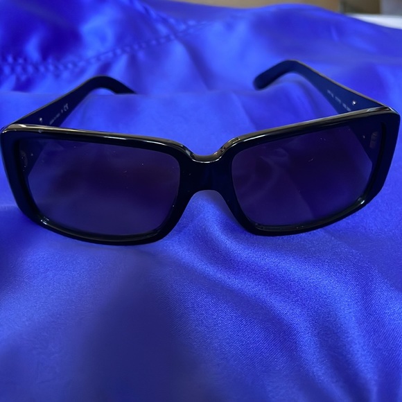 Black Prada sunglasses - Picture 4 of 6
